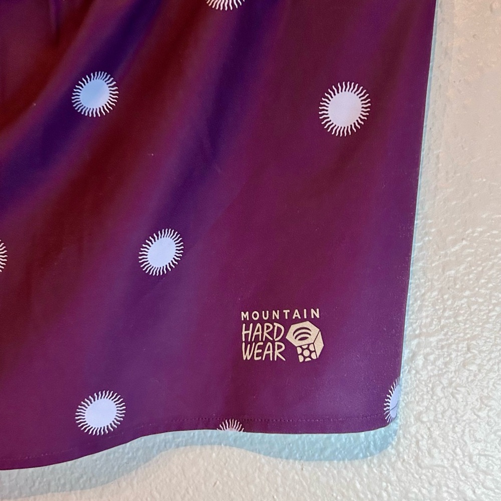 Mountain Hardwear women’s shorts XL - Picture 4 of 6